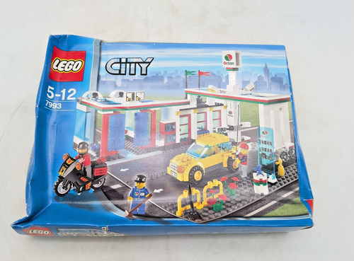 Lego 7993 service station - lego,