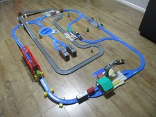 tomy trackmaster thomas the tank engine train set battery cranky battery trains
