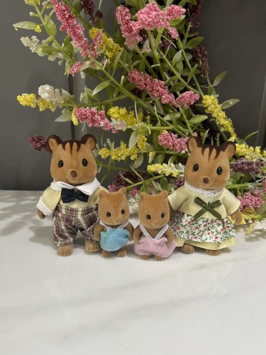 Squirrel family sylvanian - family,