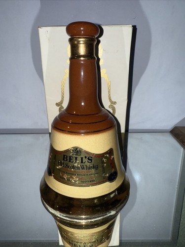 Bell old whisky - old, decanter