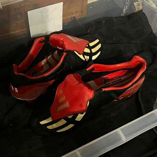 Adidas predator football boots - football,