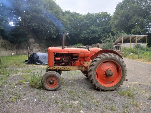 Nuffield 4dm tractor - nuffield,