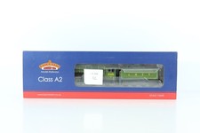 Bachmann 31-525 OO Gauge Class A2 LNER Green"A.H. Peppercorn" "525" DCC Sound 01
