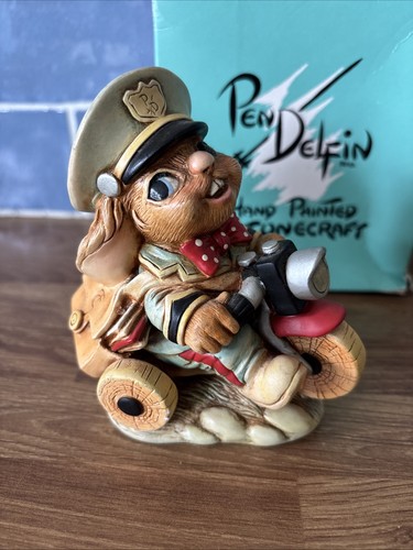 Pendelfin postie rabbit - -,