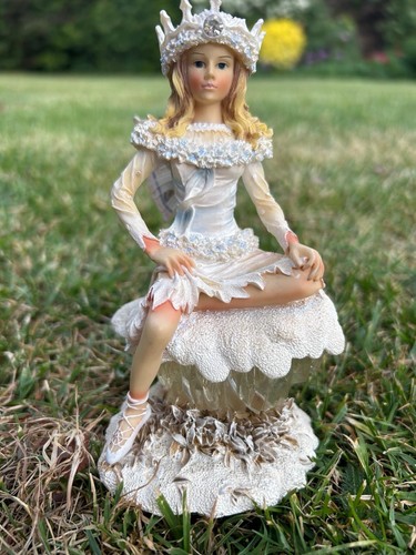 Fairy figurines - fairy,