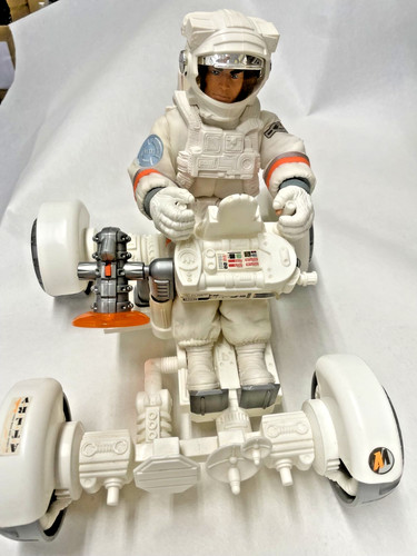 Vintage 1997 hasbro action - 1997, man