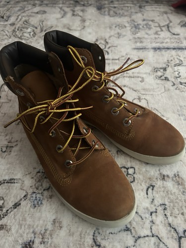 Great condition timberland - condition,
