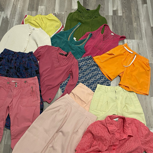 Women mixed clothing lot - women’s,