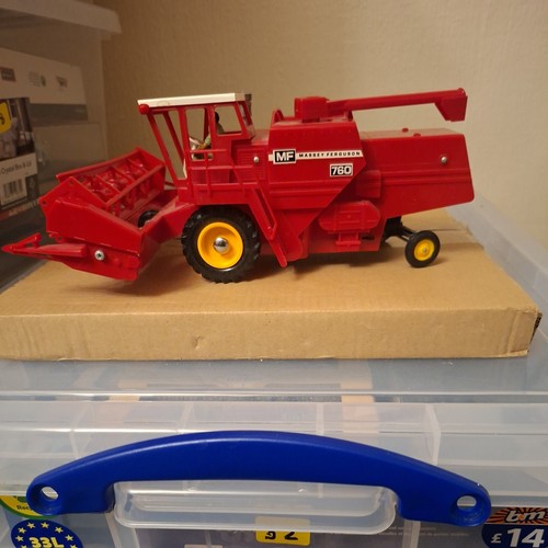 Britains massey ferguson - britains, 760