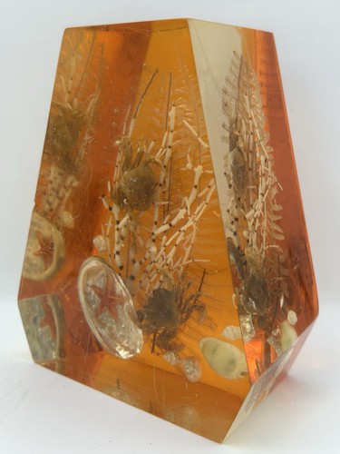 Vintage retro 70s resin