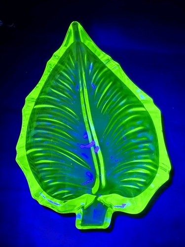 Uranium glass leaf shaped - uranium,