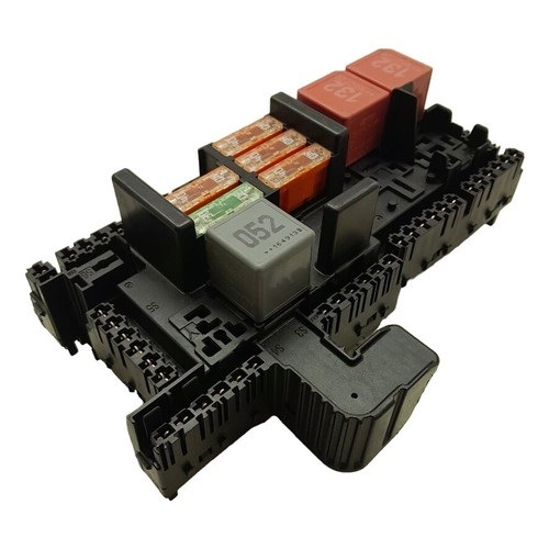 Mercedes class fuse box - c, w205