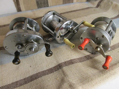 Lot antique baitcasting - of,