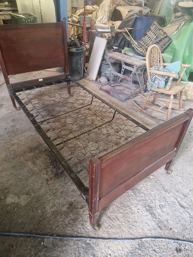Vintage bed very old - vintage,