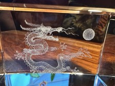 3D laser-etched crystal glass paperweight, Chinese dragon design Feng Shui