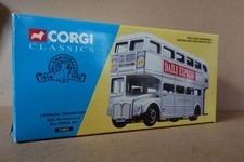 Corgi Classics 35002 AEC Routemaster 1956 - 1996 Anniversary Daily Express RM664