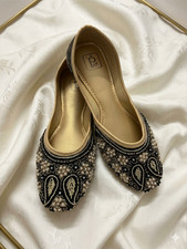 Black Punjabi Jutti Women
