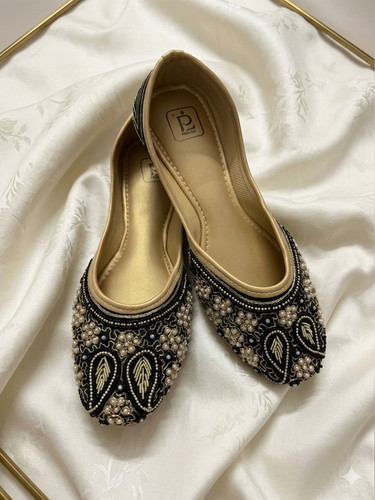 Black punjabi jutti - punjabi,