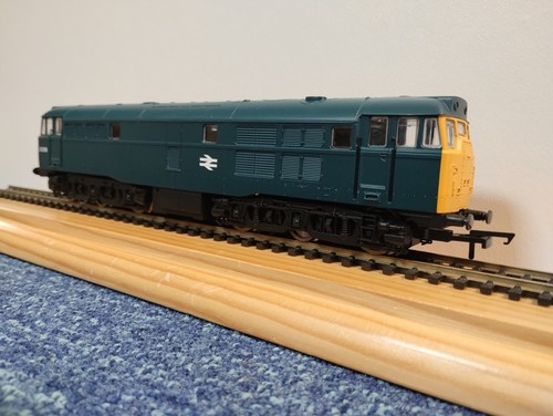 Hornby railroad r3067 class - hornby, br