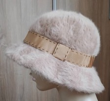 vintage kangol womans beige