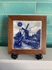 Attractive Blue & White Delft
