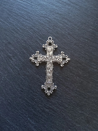 Large antique silver - or,
