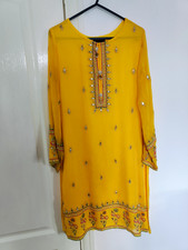 yellow and green mehndi outfit