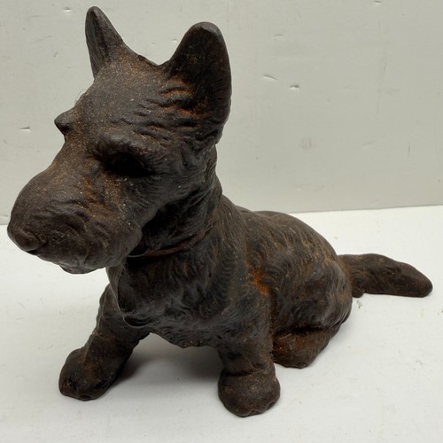 Vintage cast iron scotty dog - cast,
