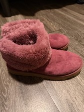 UGG Australia Classic Mini