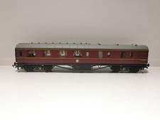Mainline OO Gauge 937329 Stanier Brake 2nd Coach Maroon