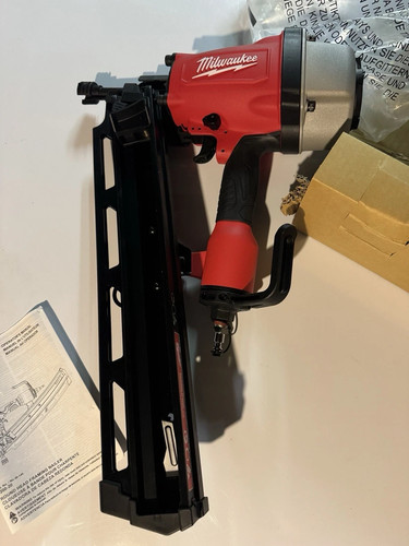 Milwaukee 7200 2 - milwaukee, inch