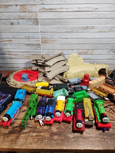 Huge thomas friends - huge,