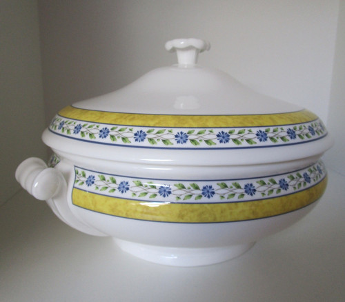 Wedgwood china mistral - ,