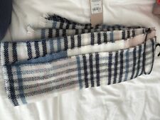 Tu Reversible Scarf