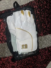 Wicket Keeper Gloves