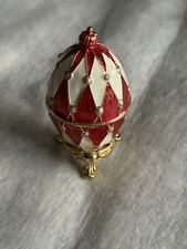 Atlas Editions Harlequin Egg
