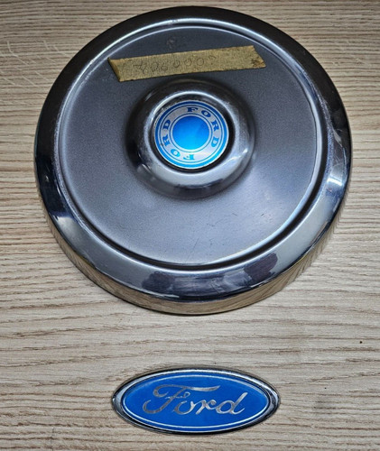 Ford escor mk1 wheel hub - escor, cap