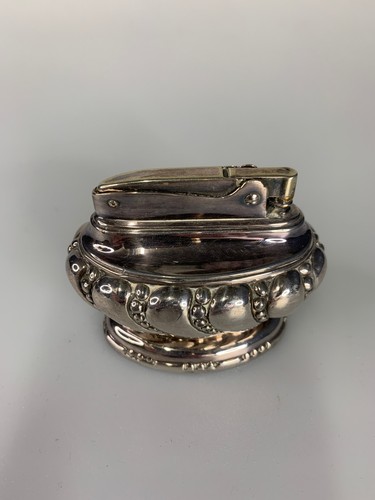 Vintage ronson crown - vintage, table