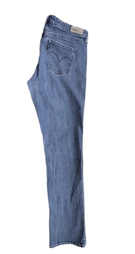 Levis demi curve - levis,