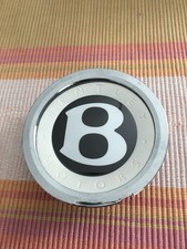 New Bentley Hub Cap Centre M20GF10