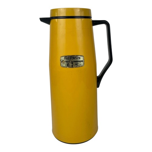Vintage 1970s thermos - vintage, no