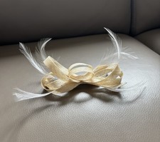 Cream fascinator