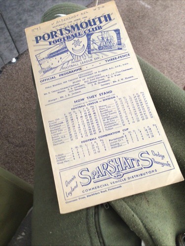 Football programme 1952 - football,