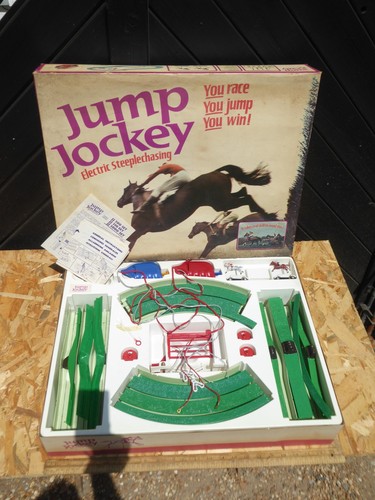 Vintage triang jump - jump, jockey