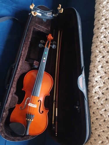 Stentor violin with hard - stentor,