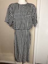 VTG Adrianna Papell 100% Silk