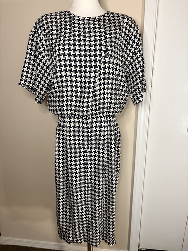 Vtg adrianna papell 100 silk - vtg, 100%