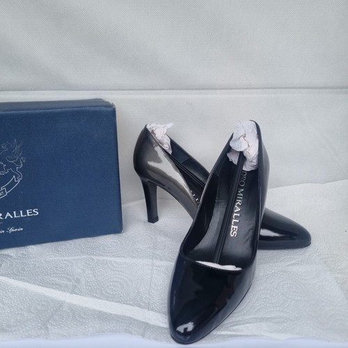 Ladies patent court shoes size - shoes,