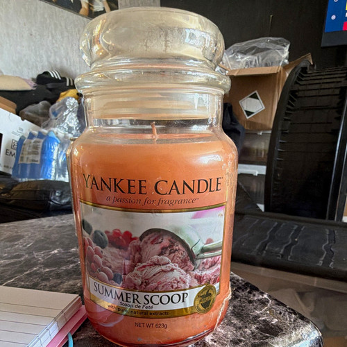 Yankee candle summer scoop - candle,