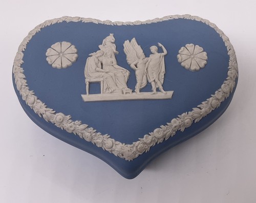 Wedgwood jasperware blue - wedgwood,
